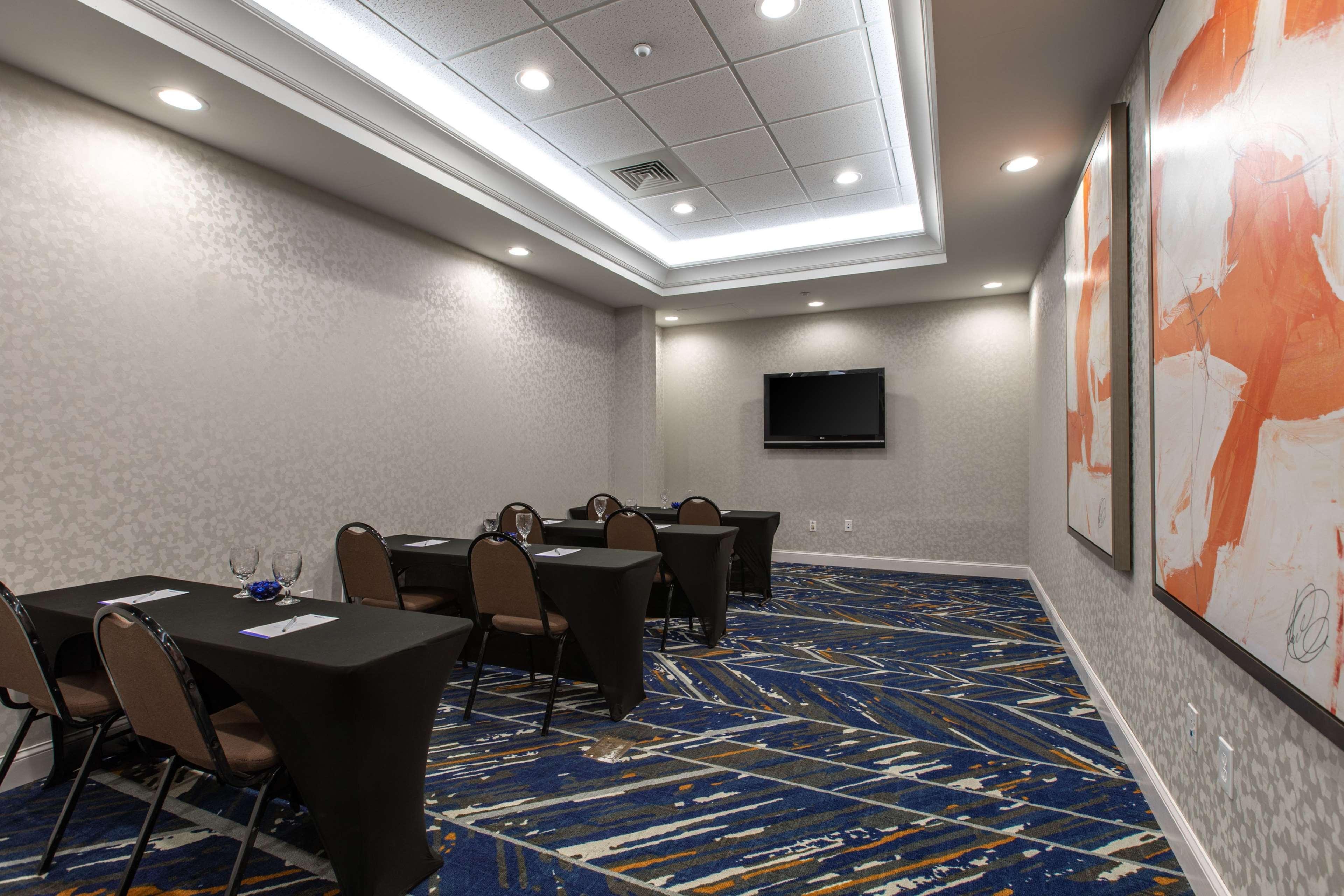 Hilton Garden Inn Лінчбурґ Екстер'єр фото