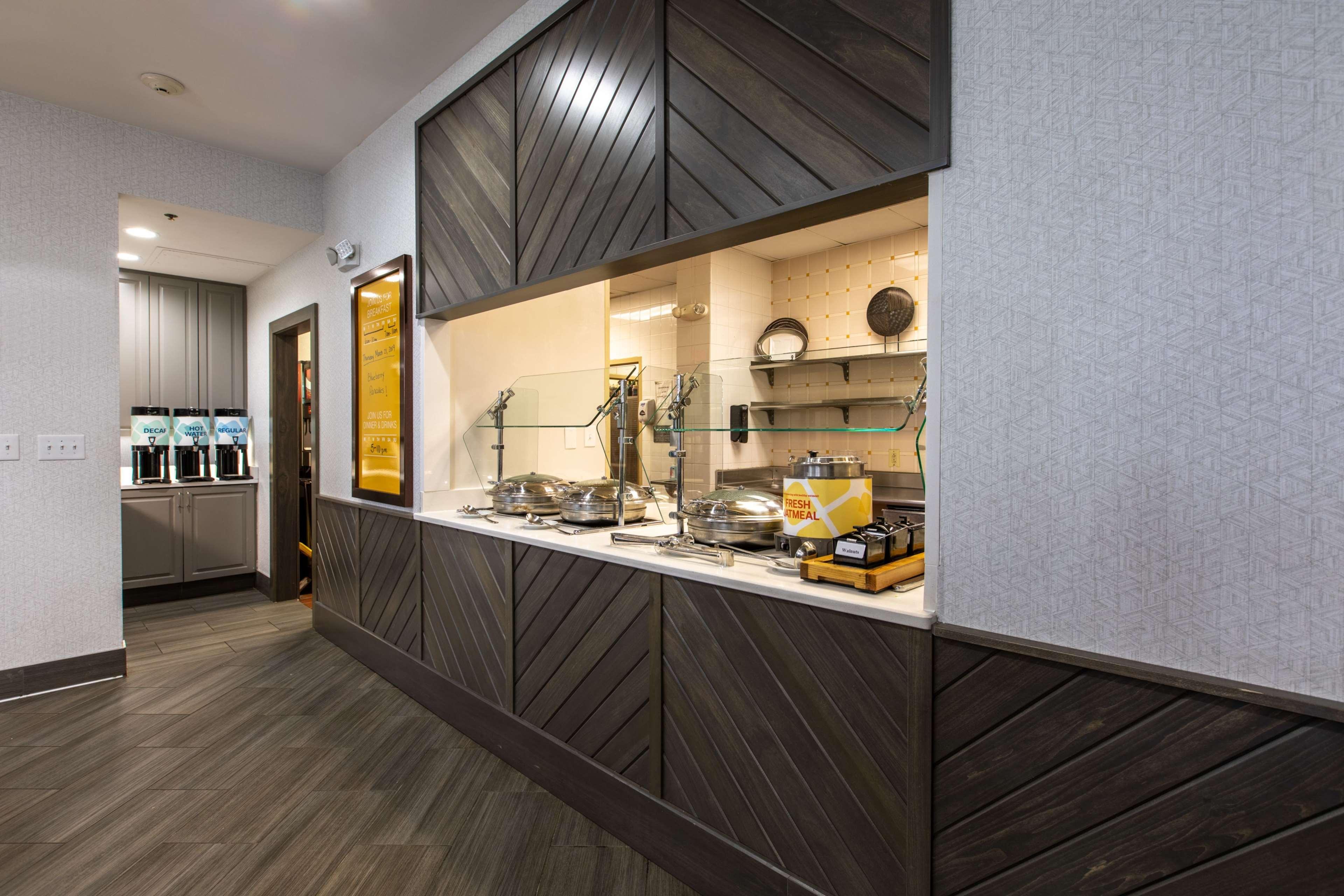Hilton Garden Inn Лінчбурґ Екстер'єр фото